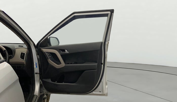 2017 Hyundai Creta SX PLUS 1.6 PETROL, Petrol, Manual, 77,797 km, RHS Front Door