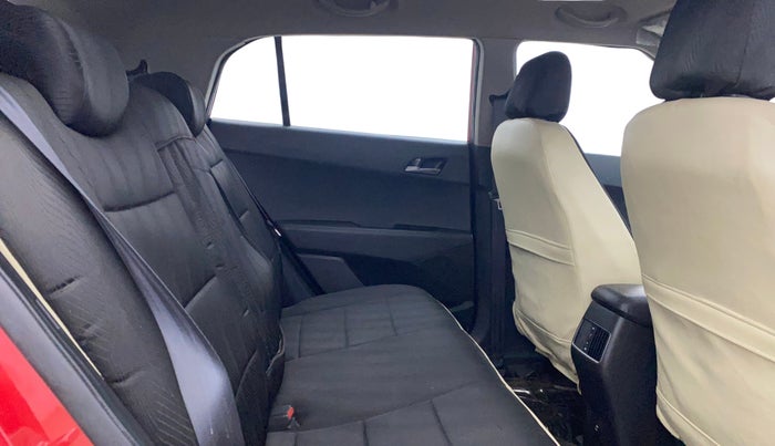 2015 Hyundai Creta SX PLUS 1.6 PETROL, Petrol, Manual, 72,115 km, Right Side Rear Door Cabin