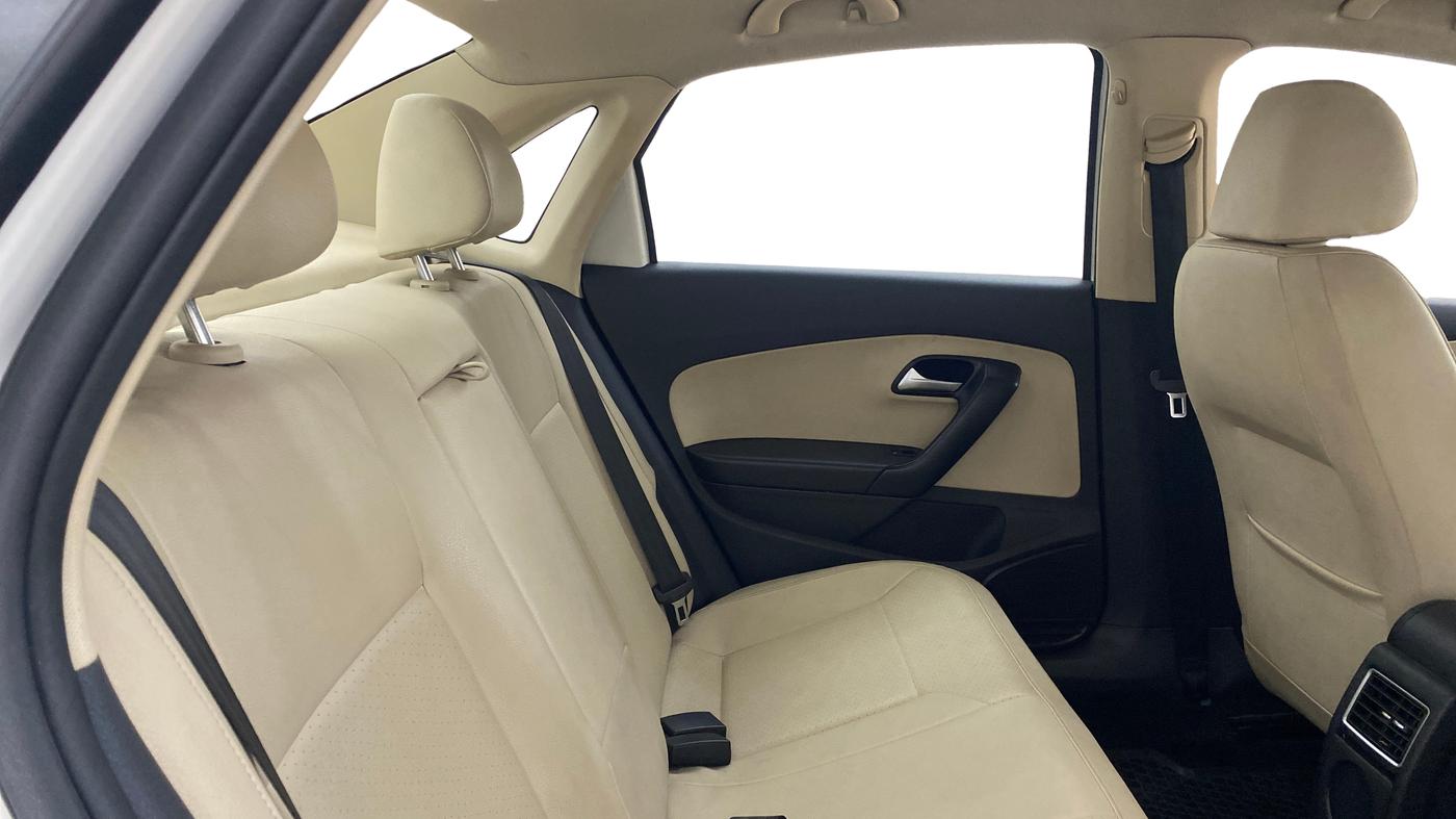 2019 Volkswagen Vento HIGHLINE PLUS 1.2 AT 16 ALLOY, Petrol, Automatic, 89,842 km, Right Side Rear Door Cabin