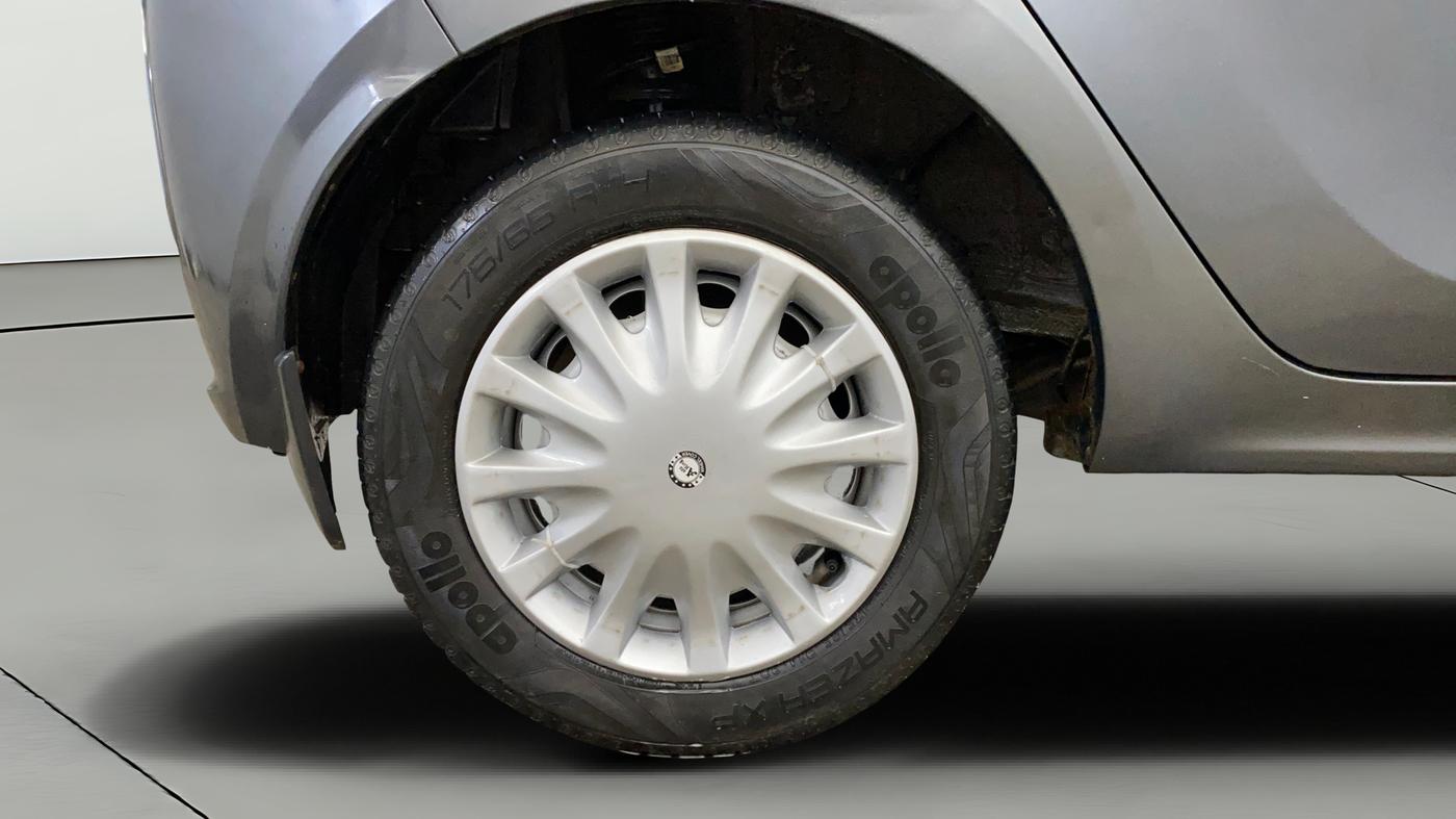 2021 Tata Tiago XE PETROL, Petrol, Manual, 24,131 km, Right Rear Wheel