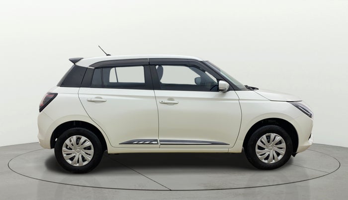 2025 Maruti Swift VXi, Petrol, Manual, 22,175 km, Right Side View