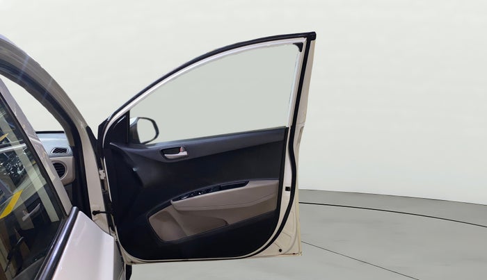 2014 Hyundai Grand i10 SPORTZ 1.2 KAPPA VTVT, Petrol, Manual, 71,054 km, RHS Front Door