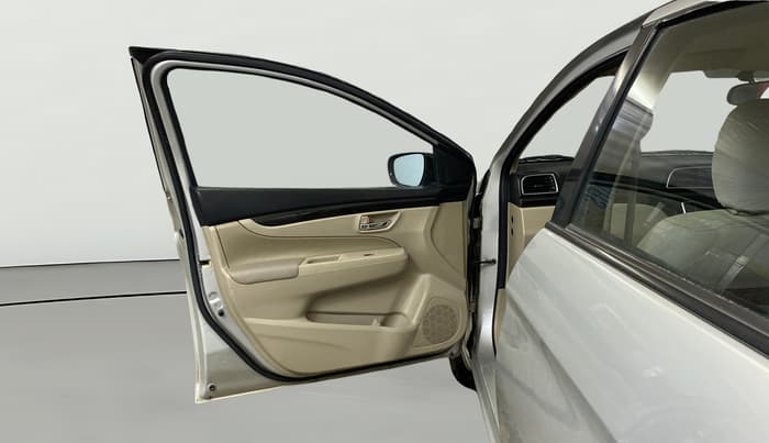 2016 Maruti Ciaz VXI+, Petrol, Manual, 1,10,428 km, LHS Front Door