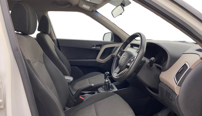 2016 Hyundai Creta SX PLUS 1.6 PETROL, Petrol, Manual, 1,19,371 km, Right Side Front Door Cabin