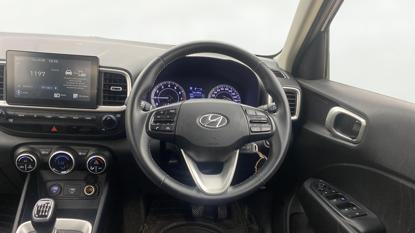2020 Hyundai VENUE SX 1.0 TURBO IMT, Petrol, Manual, 37,130 km, Steering Wheel Close Up