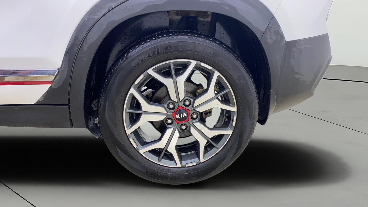 2020 KIA SELTOS GTX PLUS 1.4 PETROL, Petrol, Manual, 1,11,394 km, Left Rear Wheel
