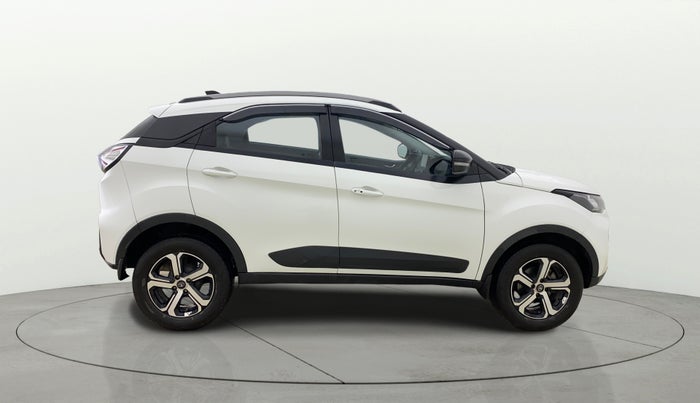 2022 Tata NEXON XZA PLUS (HS) PETROL, Petrol, Automatic, 33,373 km, Right Side View