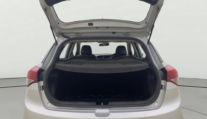 2016 Hyundai Elite i20 MAGNA 1.2, Petrol, Manual, 68,619 km, Boot Open Zoomed View