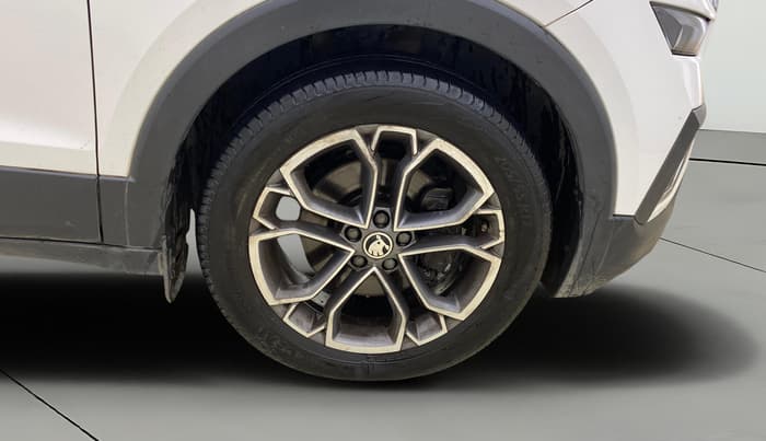 2021 Skoda KUSHAQ STYLE 1.5L TSI DSG, Petrol, Automatic, 1,13,066 km, Right Front Wheel