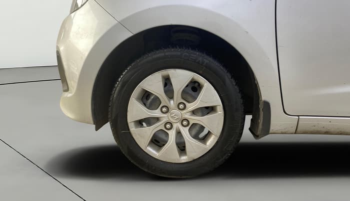 2014 Hyundai Xcent S 1.2, Petrol, Manual, 26,282 km, Left Front Wheel