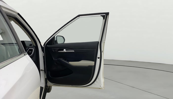 2022 KIA SELTOS HTK PLUS 1.5 IMT, Petrol, Manual, 71,399 km, RHS Front Door