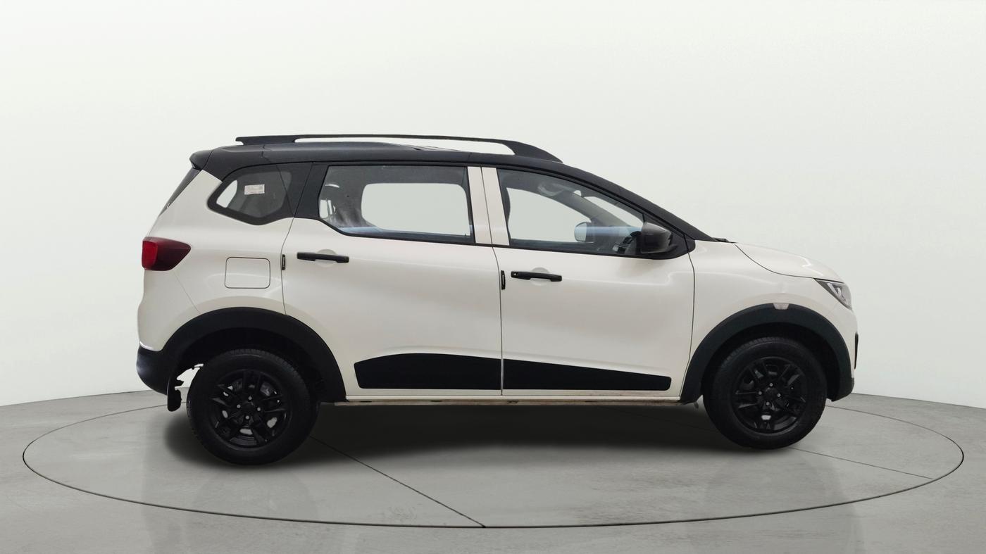 2024 Renault TRIBER RXL Limited Edition, Petrol, Manual, 4,849 km, Right Side View