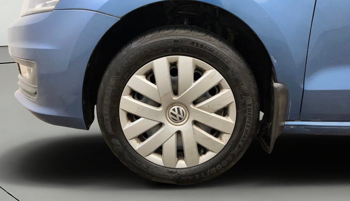 2017 Volkswagen Vento COMFORTLINE 1.6, Petrol, Manual, 75,158 km, Left Front Wheel