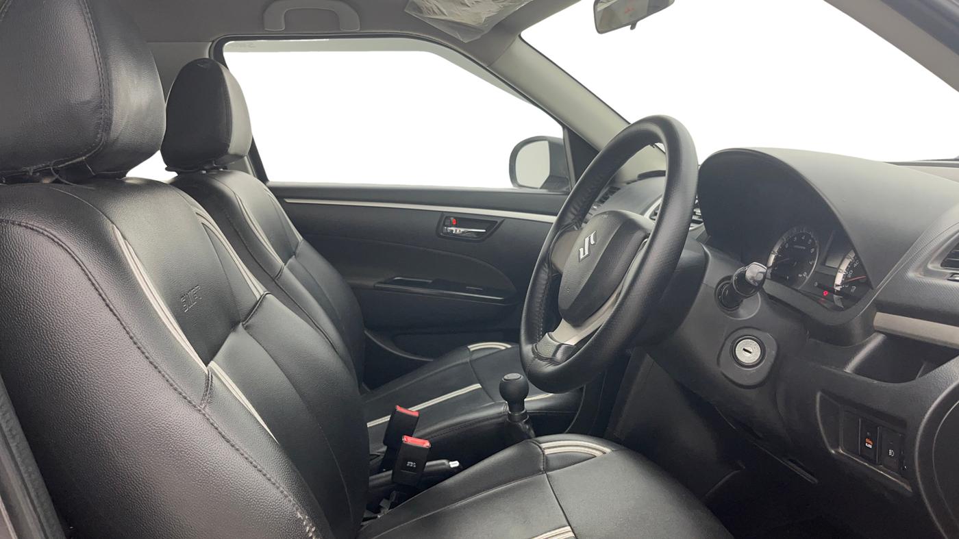 2016 Maruti Swift VXI, Petrol, Manual, 1,01,888 km, Right Side Front Door Cabin