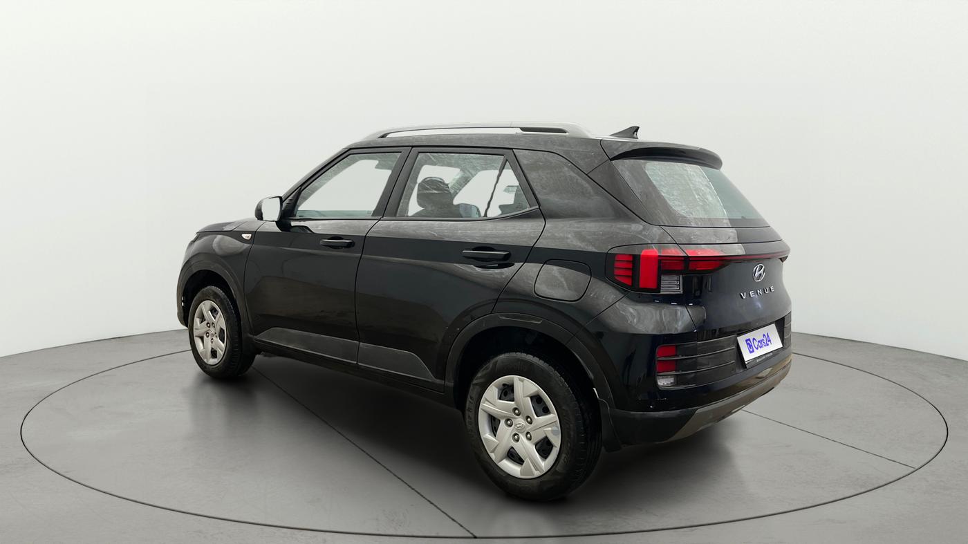 2022 Hyundai VENUE S 1.2, Petrol, Manual, 32,325 km, Left Back Diagonal