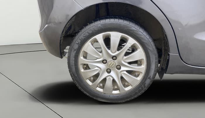 2016 Maruti Baleno ALPHA PETROL 1.2, Petrol, Manual, 57,722 km, Right Rear Wheel