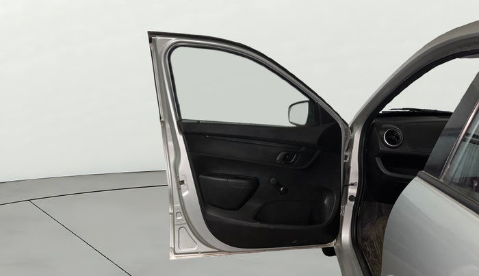 2017 Renault Kwid RXL, Petrol, Manual, 29,313 km, LHS Front Door