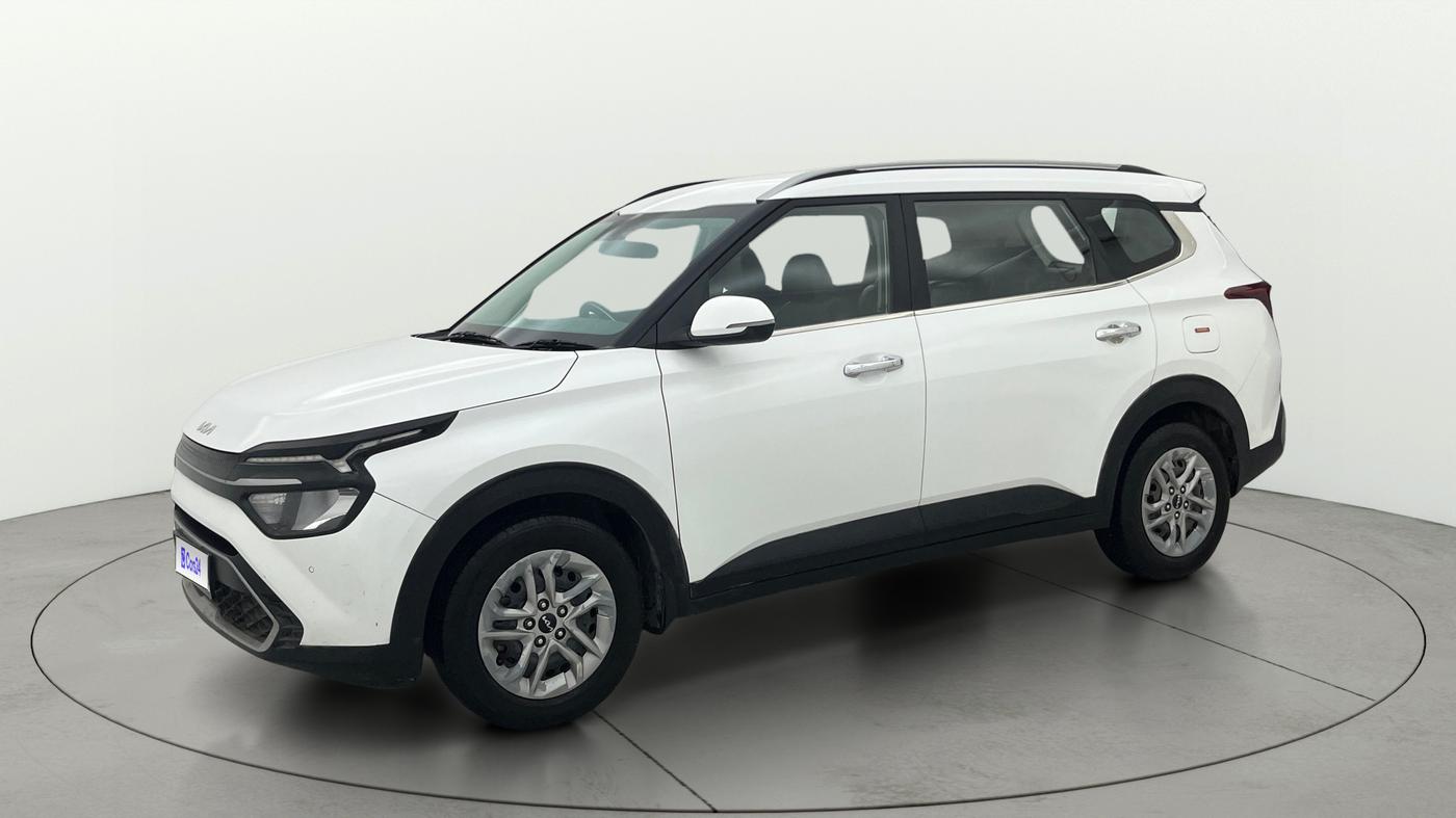 2022 KIA CARENS PRESTIGE PLUS 1.5 DIESEL 7 STR, Diesel, Manual, 83,129 km, Left Front Diagonal