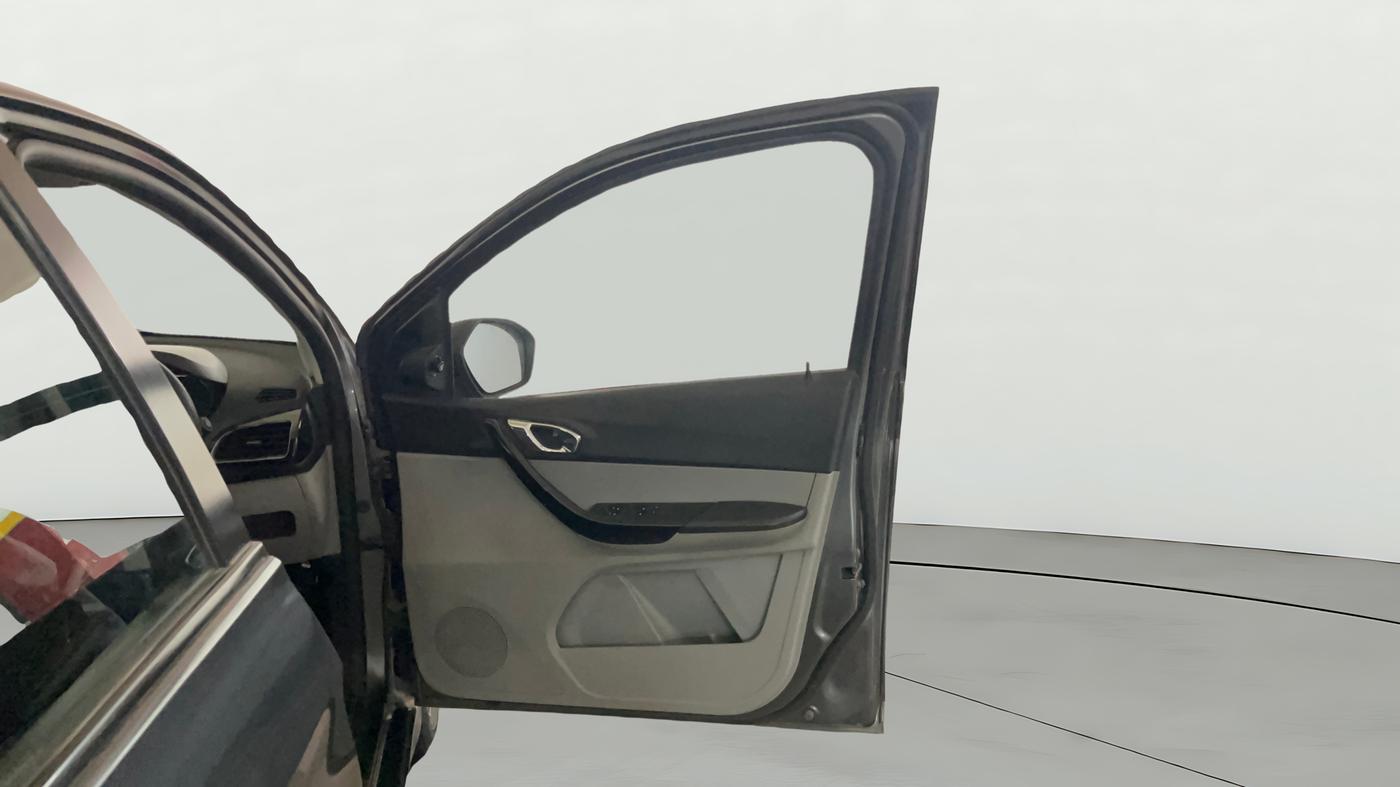 2020 Tata Tiago XZ PLUS PETROL, Petrol, Manual, 34,298 km, RHS Front Door
