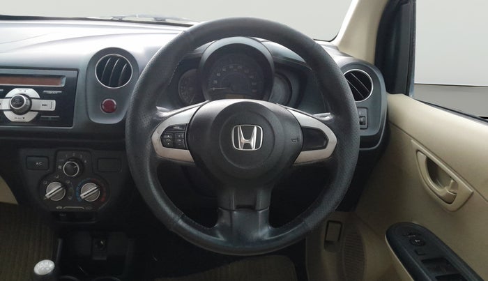 2015 Honda Amaze 1.5L I-DTEC S, Diesel, Manual, 1,31,638 km, Steering Wheel Close Up