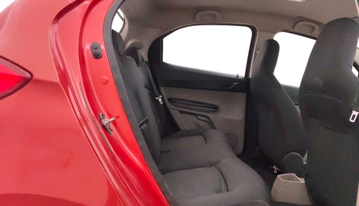 2016 Tata Tiago XT PETROL, Petrol, Manual, 63,274 km, Right Side Rear Door Cabin
