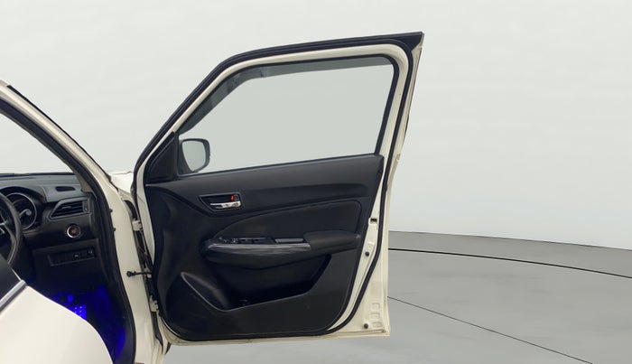 2018 Maruti Swift ZDI PLUS AMT, Diesel, Automatic, 67,961 km, RHS Front Door