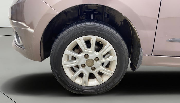 2018 Tata Tiago XZA PETROL, Petrol, Automatic, 99,435 km, Left Front Wheel