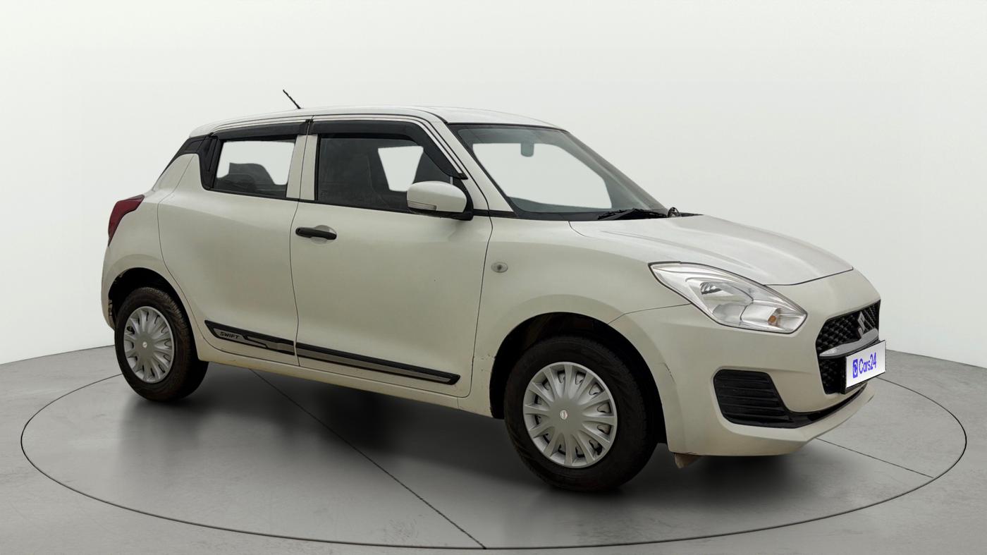 2024 Maruti Swift LXI, Petrol, Manual, 13,029 km, Right Front Diagonal