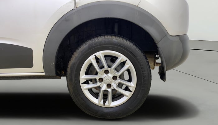 2020 Renault TRIBER RXL MT, Petrol, Manual, 9,069 km, Left Rear Wheel