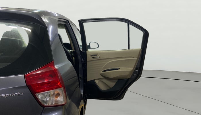 2018 Hyundai NEW SANTRO SPORTZ MT, CNG, Manual, 1,12,297 km, RHS Rear Door