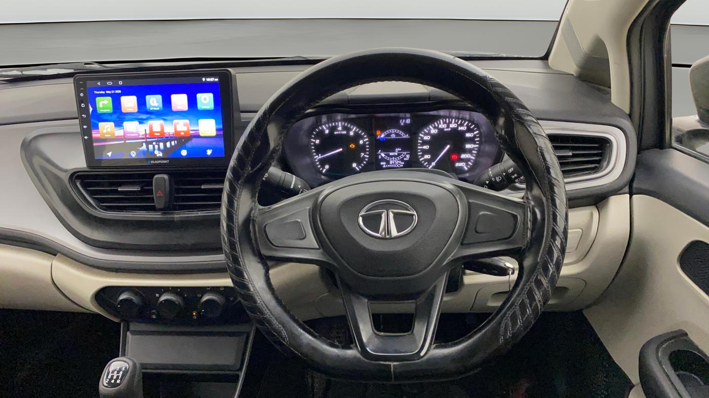 2022 Tata ALTROZ XE PETROL, Petrol, Manual, 86,415 km, Steering Wheel Close Up