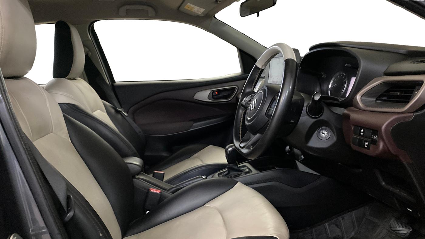 2023 Maruti FRONX DELTA PLUS 1.2L AGS, Petrol, Automatic, 56,506 km, Right Side Front Door Cabin