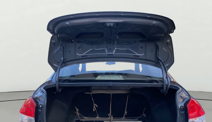 2016 Maruti Ciaz VXI+, Petrol, Manual, 1,06,270 km, Boot Door Open