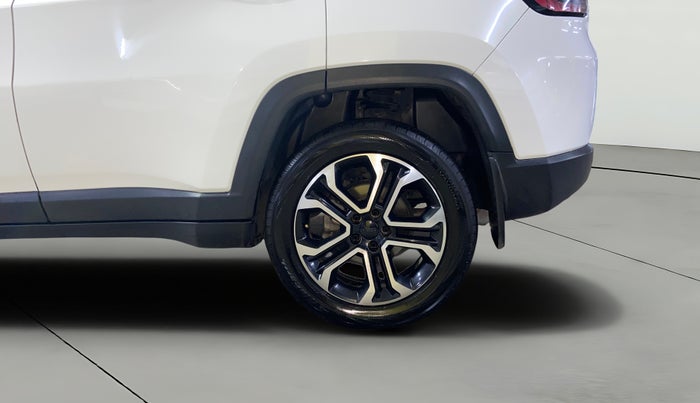 2021 Jeep Compass LIMITED (O) 2.0 DIESEL 4X4 AT, Diesel, Automatic, 1,09,401 km, Left Rear Wheel