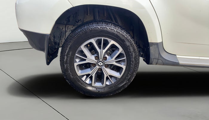 2021 Renault Duster RXZ 1.5 PETROL MT, Petrol, Manual, 67,391 km, Right Rear Wheel