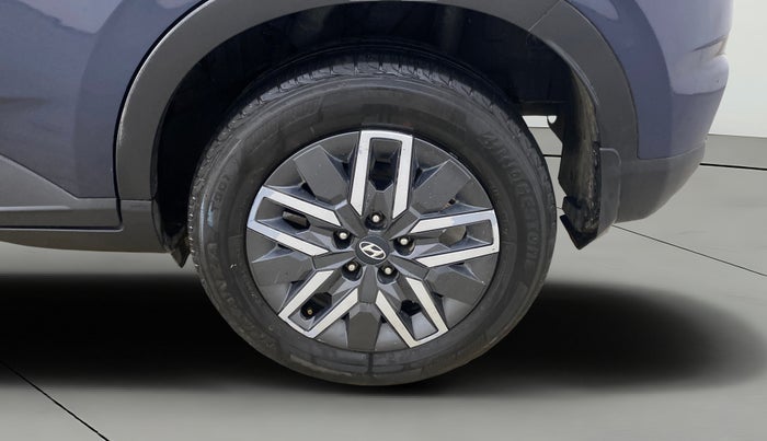 2021 Hyundai VENUE SX 1.5 CRDI, Diesel, Manual, 1,15,100 km, Left Rear Wheel