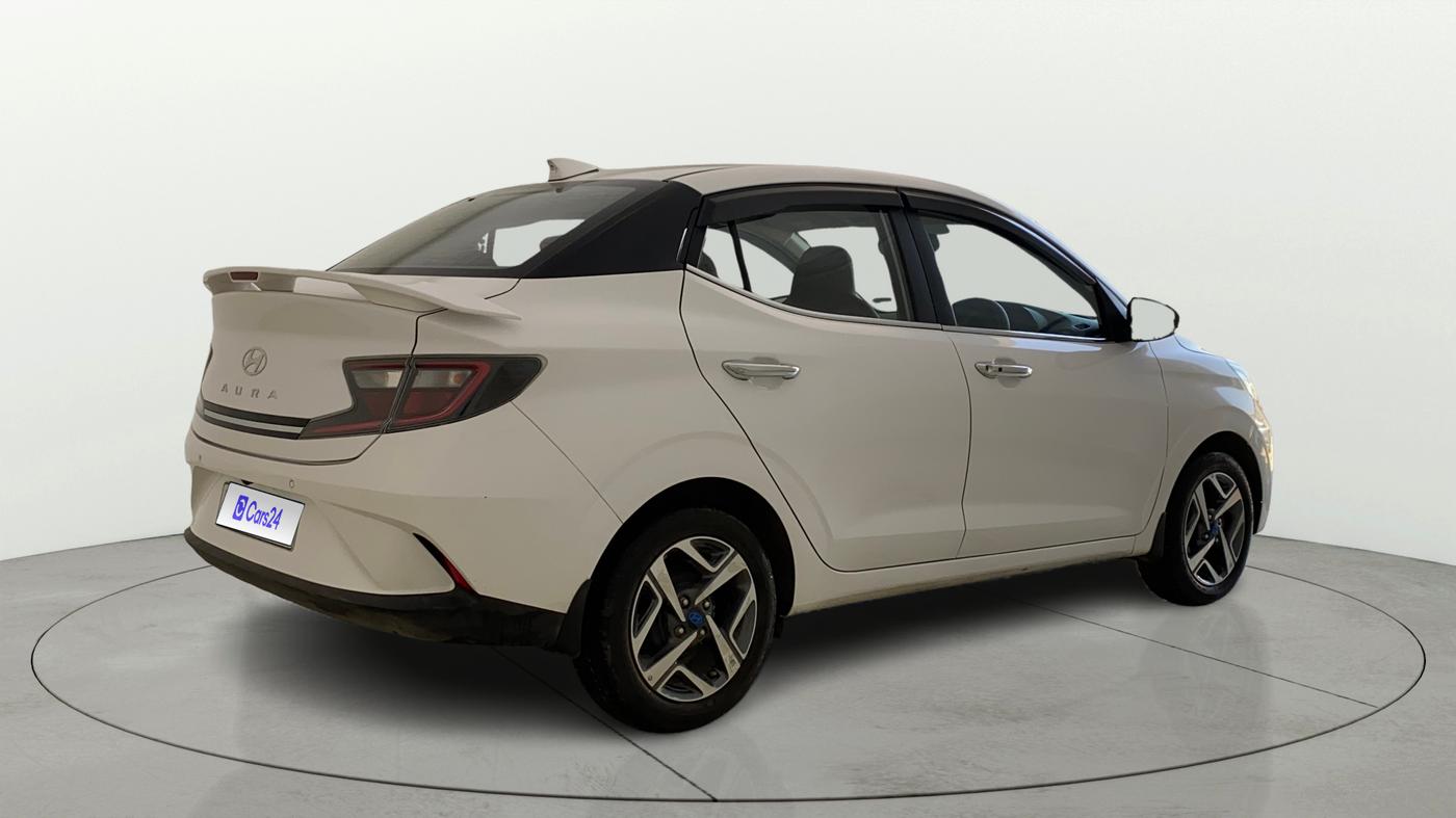 2024 Hyundai AURA SX 1.2 (O), Petrol, Manual, 9,239 km, Right Back Diagonal