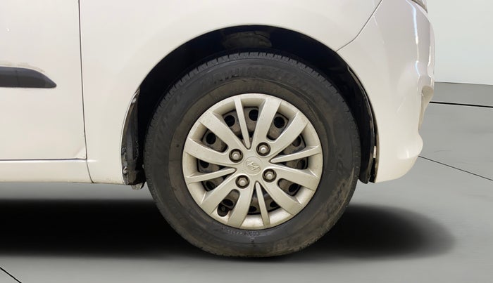 2014 Hyundai i10 SPORTZ 1.1, Petrol, Manual, 82,790 km, Right Front Wheel