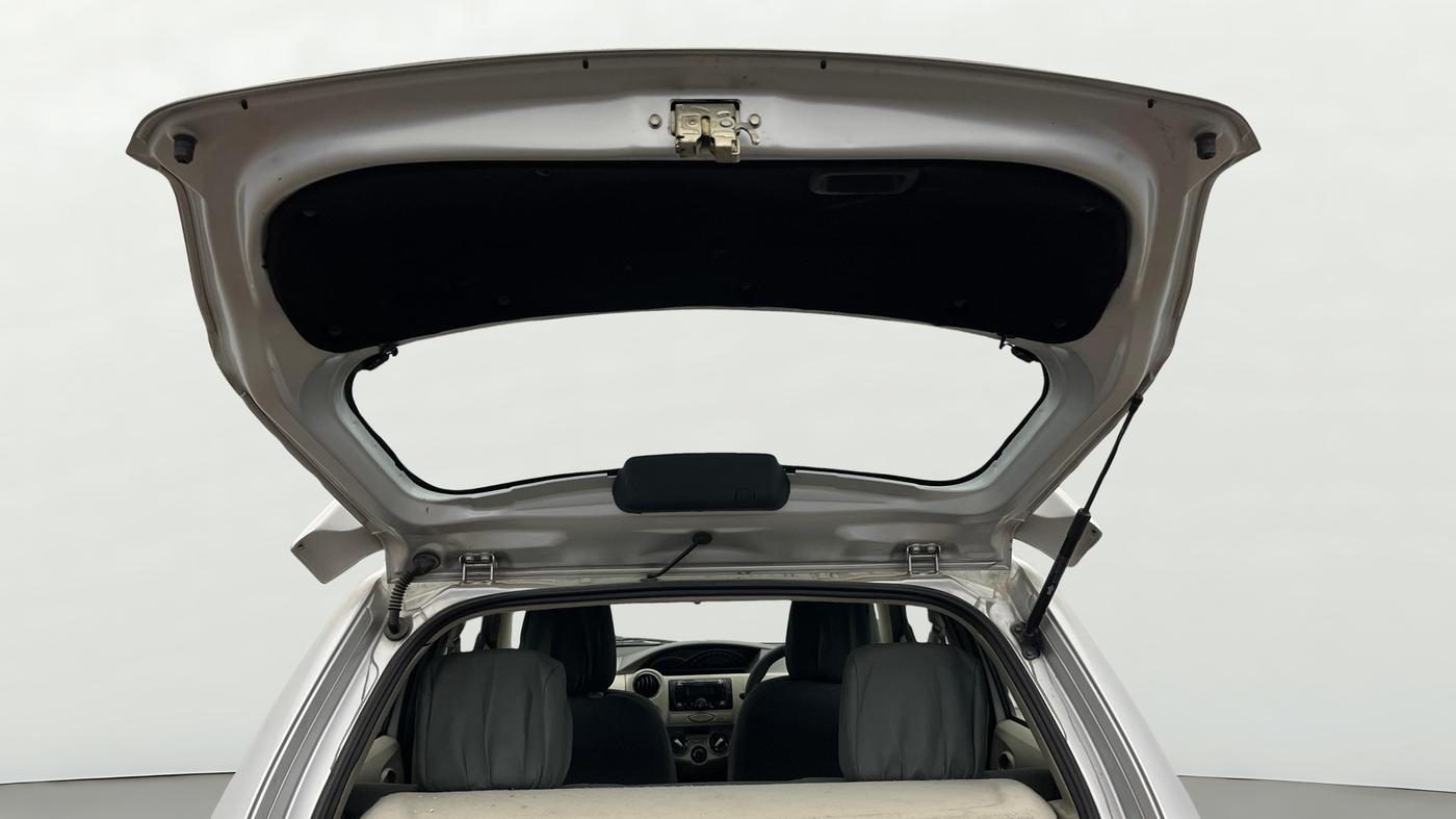 2015 Toyota Etios VX, Petrol, Manual, 62,943 km, Boot Door Open