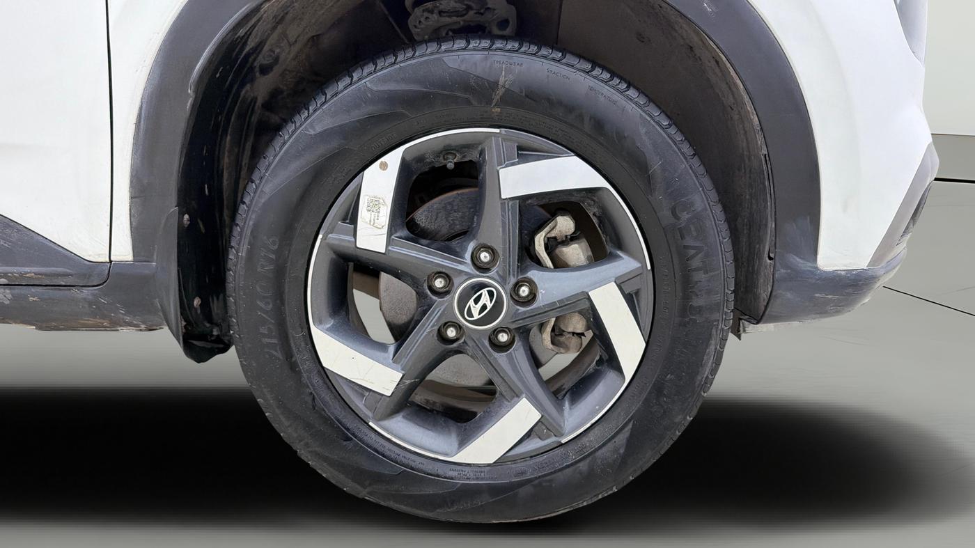2020 Hyundai VENUE SX 1.0 TURBO, Petrol, Manual, 98,127 km, Right Front Wheel
