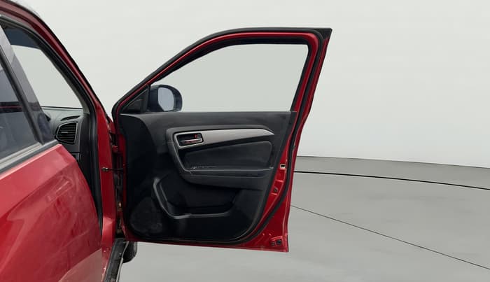 2019 Maruti Vitara Brezza ZDI AMT, Diesel, Automatic, 95,457 km, RHS Front Door