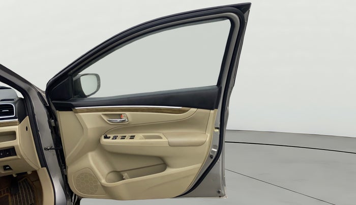 2019 Maruti Ciaz ALPHA 1.5 SHVS PETROL, Petrol, Manual, 49,726 km, RHS Front Door
