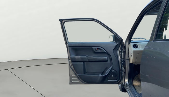 2021 Maruti New Wagon-R LXI CNG 1.0, CNG, Manual, 56,035 km, LHS Front Door