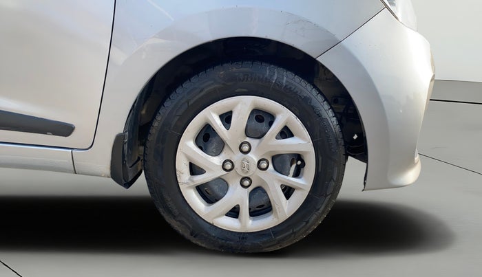 2019 Hyundai Grand i10 SPORTZ 1.2 KAPPA VTVT, Petrol, Manual, 36,778 km, Right Front Wheel