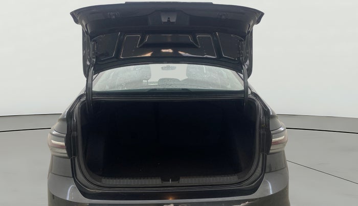 2025 Volkswagen VIRTUS Highline Plus 1.0 TSI AT, Petrol, Automatic, 1,376 km, Boot Open Zoomed View