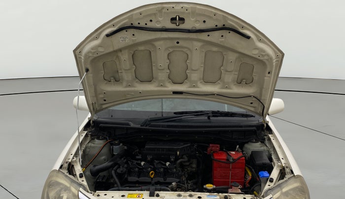 2013 Toyota Etios G, Petrol, Manual, 1,25,001 km, Open Bonet