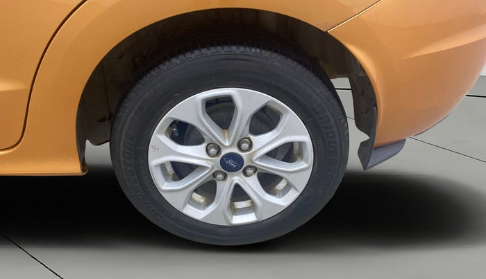 2016 Ford Figo Aspire TREND 1.2 PETROL, Petrol, Manual, 1,05,720 km, Left Rear Wheel