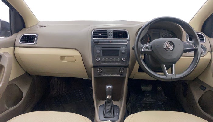 2016 Skoda Rapid 1.6 MPI STYLE PLUS AT, Petrol, Automatic, 87,383 km, Dashboard