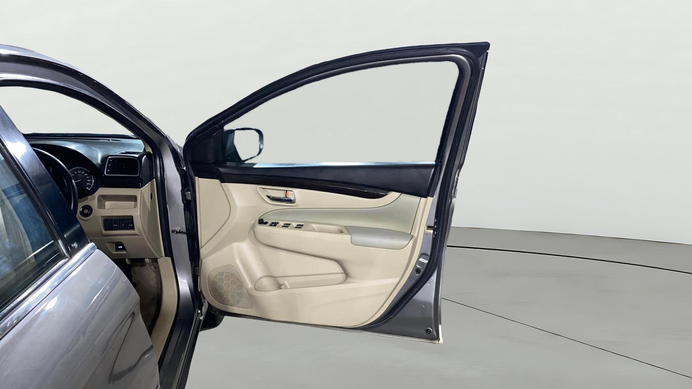 2018 Maruti Ciaz ZETA 1.4  AT PETROL, Petrol, Automatic, 94,510 km, RHS Front Door