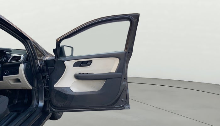 2021 Tata ALTROZ XT PETROL, Petrol, Manual, 55,138 km, RHS Front Door